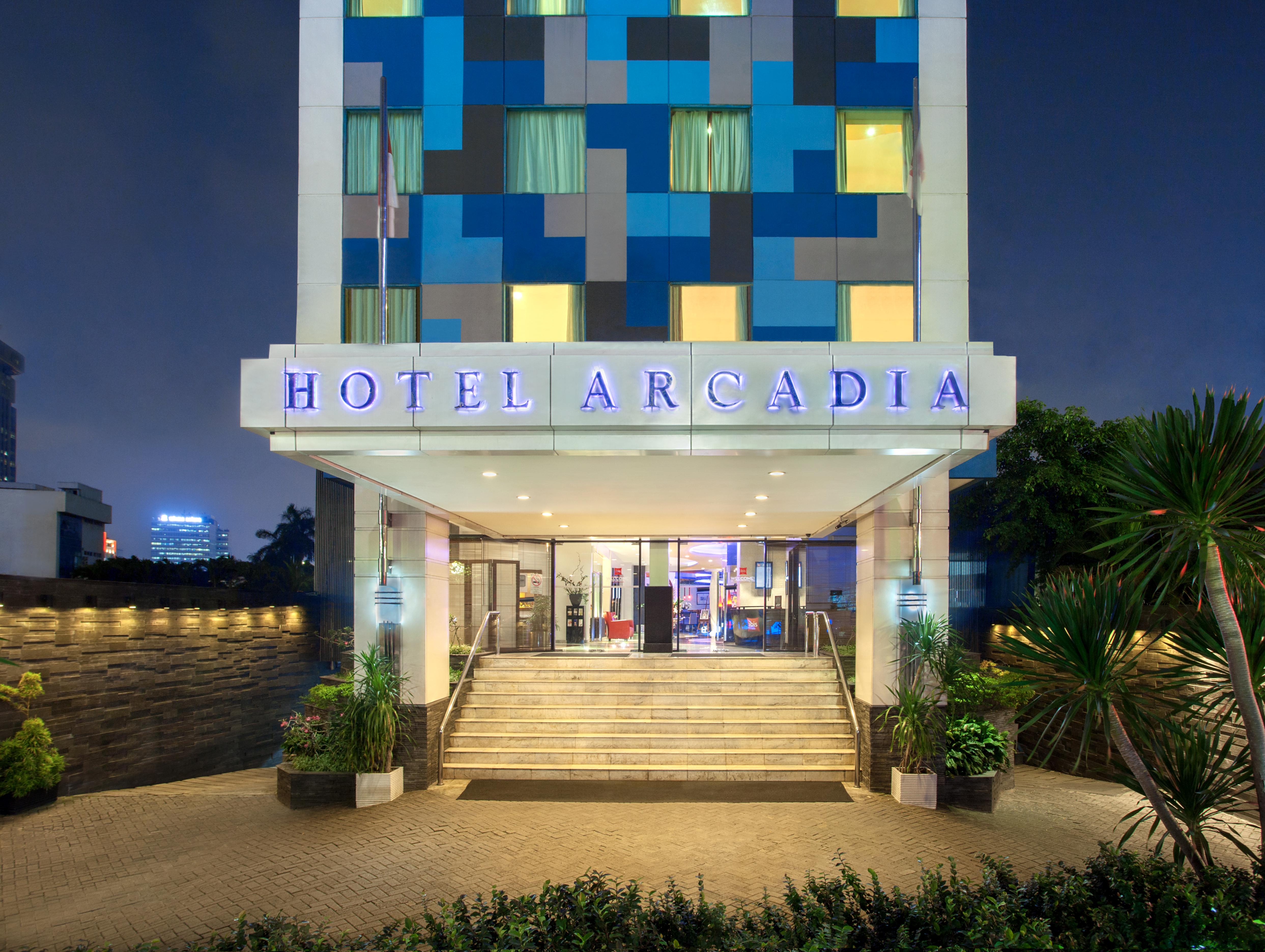 Ibis Jakarta Arcadia Kültér fotó